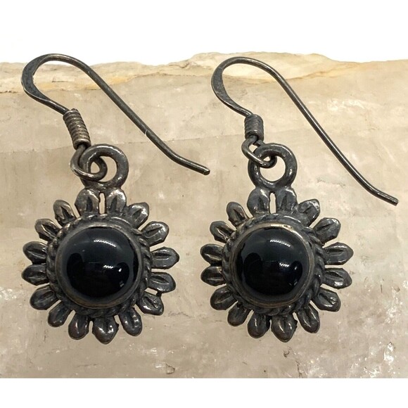 Vintage Black Onyx Flower Dangle Drop Earrings Sterling 925 Silver 4.4g Patina - Picture 1 of 6